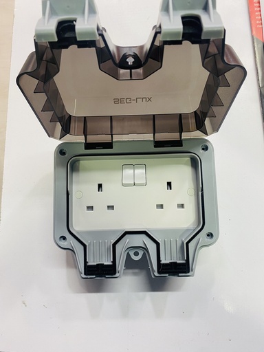 [1298] WEATHERPROOF SOCKET SWITCH 13A DOUBLE S/S CH