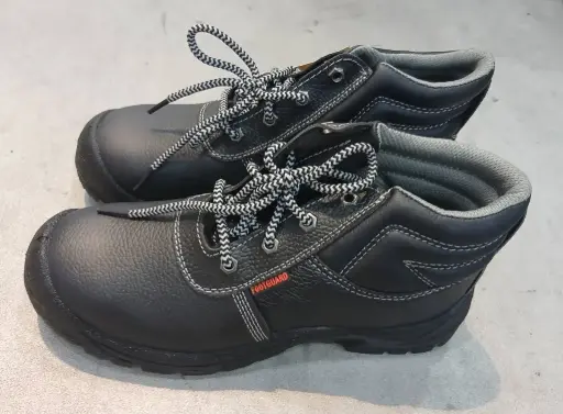 [1099] Safe Footguard Safety Shoes Black 42"